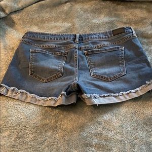 Jean Shorts - Celebrity Pink